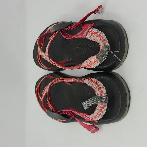 Chaco Girls Waterproof Classic Sandals Size 4