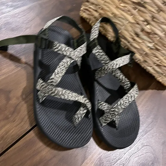 Chaco Mens Size 12 Z/2 Classic Sandal Tan Cream EUC Outdoor Hiking‎ Kayak Sandal