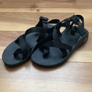 Chaco Somid Black Z/2 Classic Sandals. Size 7