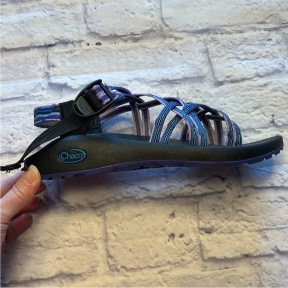 Chaco Women’s Z Cloud X2 Purple/Blue Classic Sport Sandals Size 9 Like New