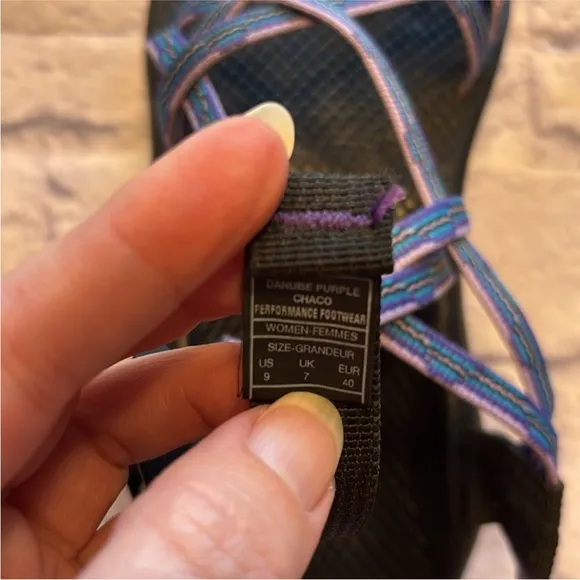 Chaco Women’s Z Cloud X2 Purple/Blue Classic Sport Sandals Size 9 Like New