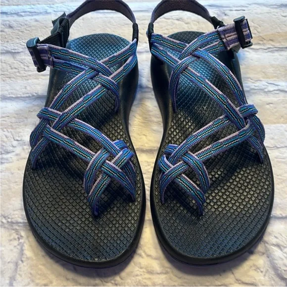 Chaco Women’s Z Cloud X2 Purple/Blue Classic Sport Sandals Size 9 Like New