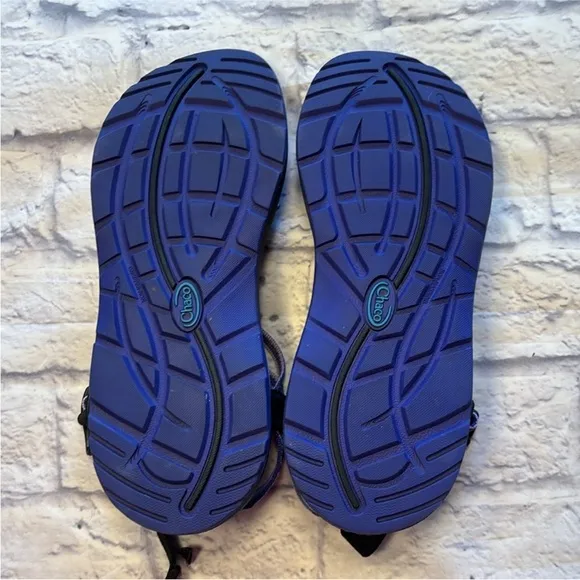 Chaco Women’s Z Cloud X2 Purple/Blue Classic Sport Sandals Size 9 Like New