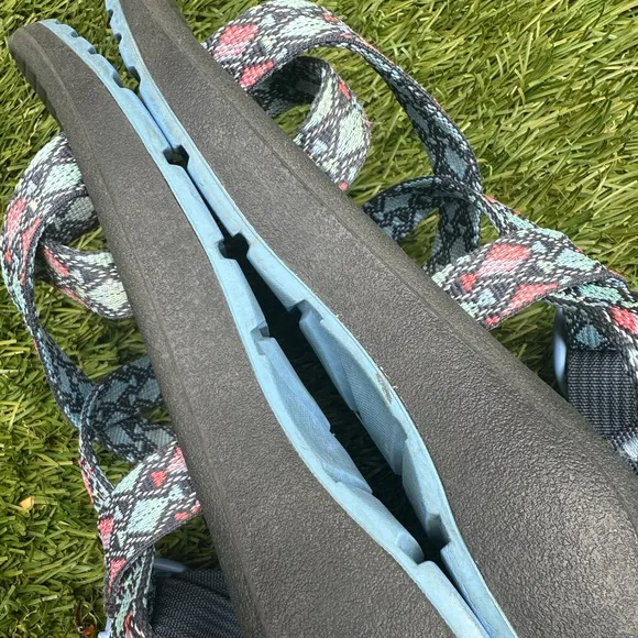 Chaco Women’s Z/Cloud 2 Adjustable Strap Cushioned Sandal Outdoor Hiking Camping