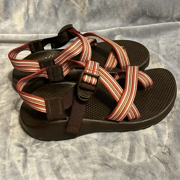 Chaco Women’s ZX/2 Classic Striped Sandals