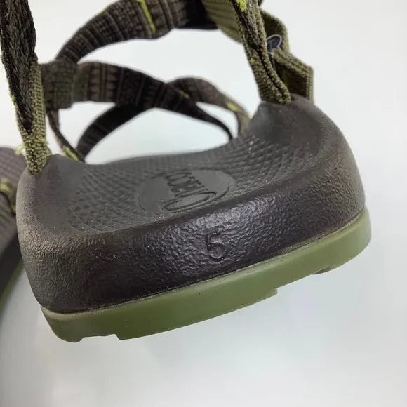 Chaco Z1 Ecotread Forest point Hiking Sandals youth size 5 EUC