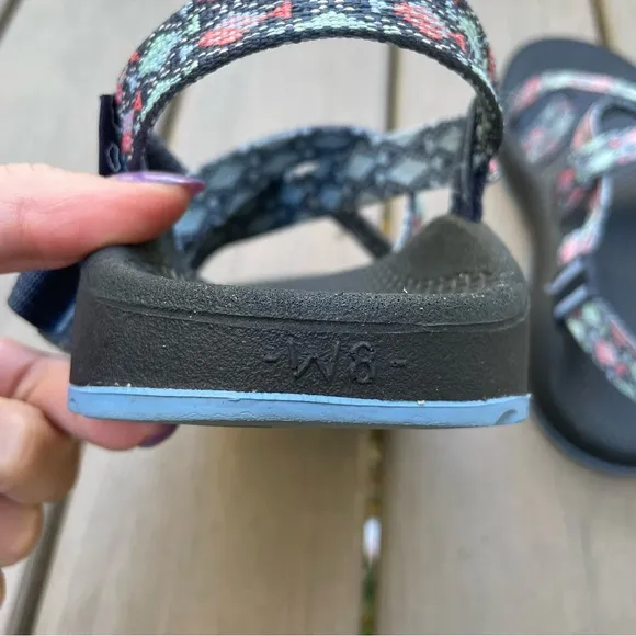 Chaco Z2 Classic Sandals Green, Blue Pink Geometric Pattern Size 8