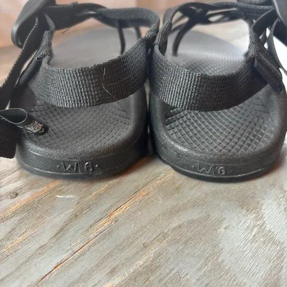 Chaco ZX/2 classic black sandals LIKE NEW | size 6