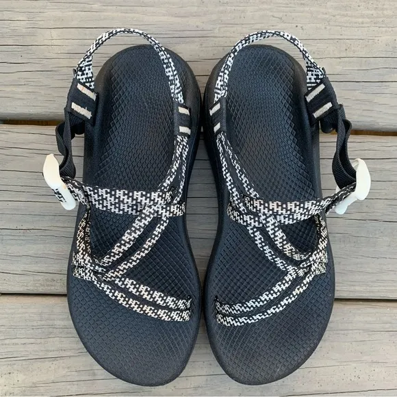 Chaco ZX/2 Classic Boost Black sandals size 9