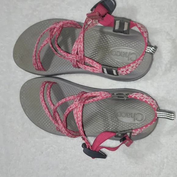 Chaco ZX2 Classic Sandals Size 4 Junior