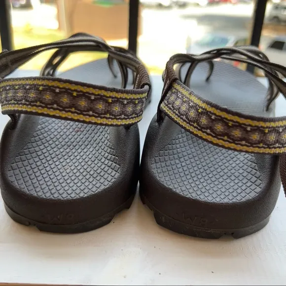 Chaco ZX/2 Classic Z toe Loop Sandals size 8