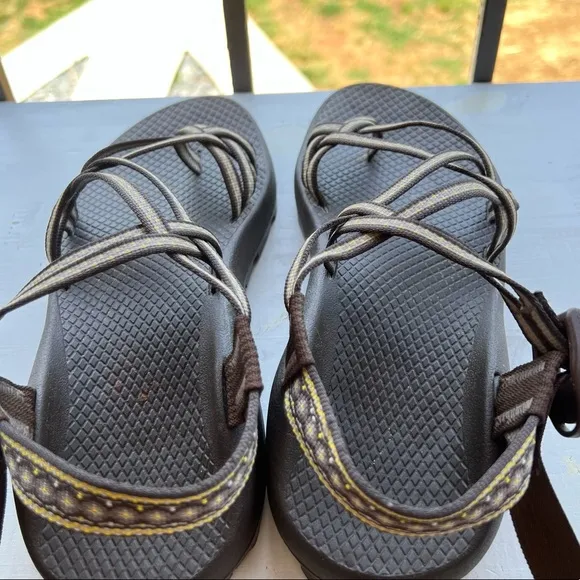 Chaco ZX/2 Classic Z toe Loop Sandals size 8