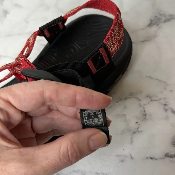 Chaco ZX2 Strappy Sandals 7
