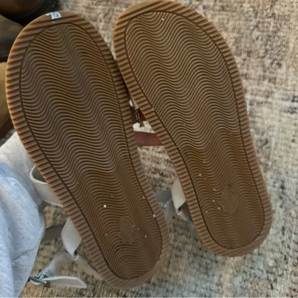 Chacos Grey Sandals sz 9