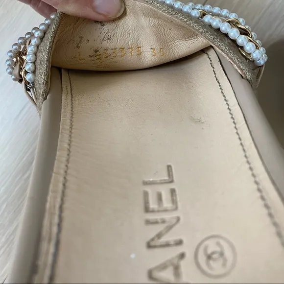 CHANEL Beige and Gold Sandals
