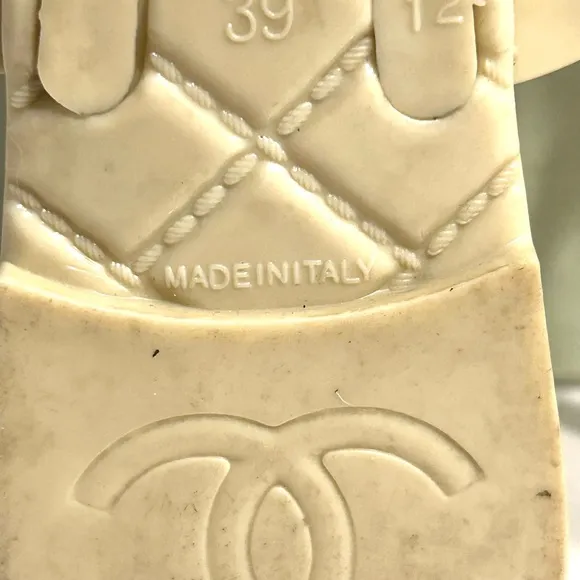 CHANEL CAMELLIA SANDALS Price is firm Thank you
