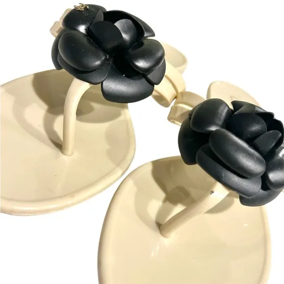 CHANEL CAMELLIA SANDALS Price is firm Thank you