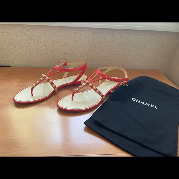 Chanel flat sandals