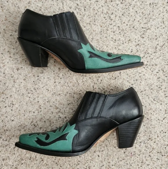 Charlie 1 Horse Black &amp; Teal Ankle Boots