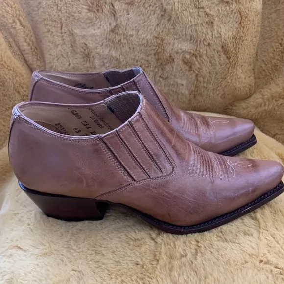 Charlie 1 Horse Western Vogue Boutique Size 6.5