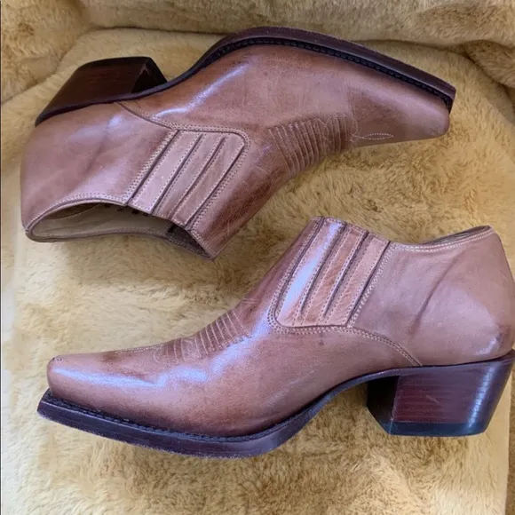 Charlie 1 Horse Western Vogue Boutique Size 6.5