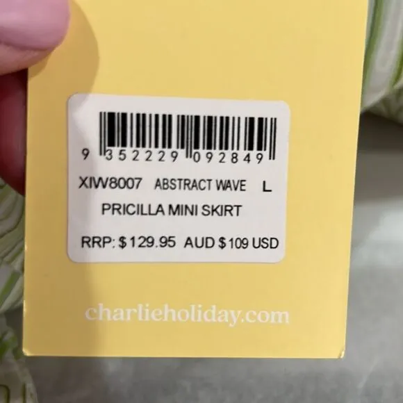 Charlie Holiday Pricilla green wave mini skirt NWT