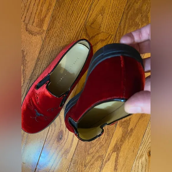 Charlotte Olympia Red Velvet Kitten Sneakers Cool Cat Size 36.5 6.5 NWOT New
