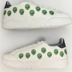 Chiara Ferragni Roger Sneakers in Alien white/green-Size IT36/US6 NIB