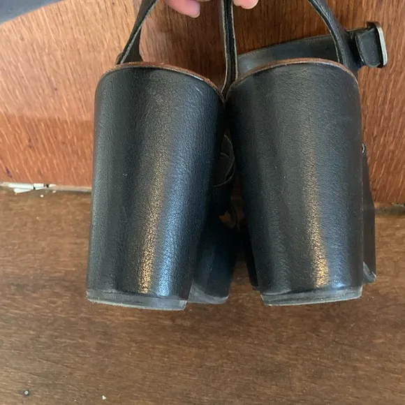 Chie Mihara 70’s Platforms 38 Black Leather 4.5”