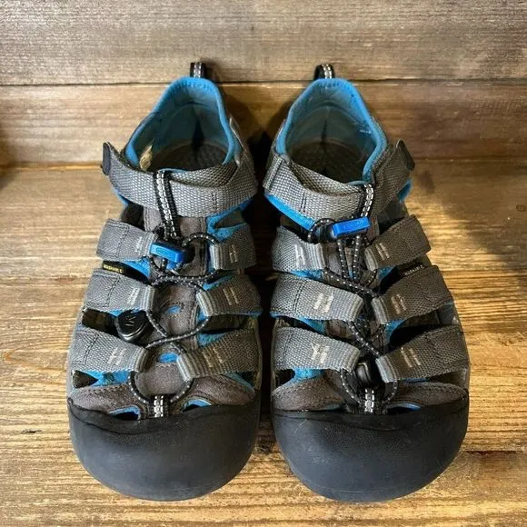 Childrens Big Kids Keen Newport H2 Waterproof Gray Shoes Sandals Size 4 Y‎ GUC