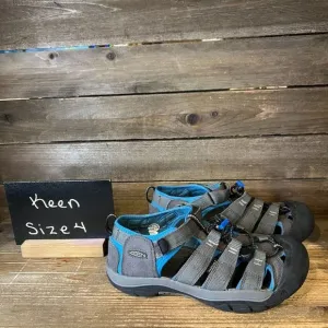 Childrens Big Kids Keen Newport H2 Waterproof Gray Shoes Sandals Size 4 Y‎ GUC