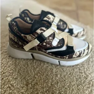 CHLOÉ Sonnie Lizard Embossed Leather Buckle Fashion Women Sneakers Size EU 41