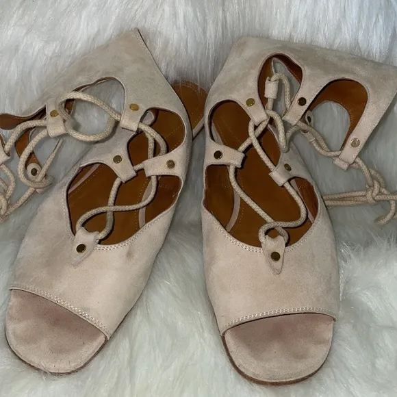 Chloe Suede Lace Up Flat Gladiator Sandals EUC