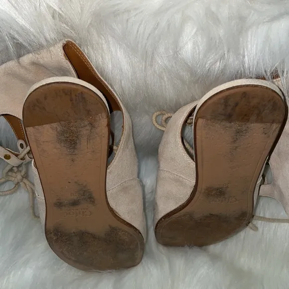 Chloe Suede Lace Up Flat Gladiator Sandals EUC