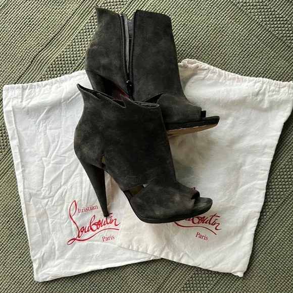 Christian Louboutin Black Suede Ankle Boots size 39