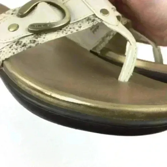 Circa Joan David Luxe Sandals Sz 7.5 Cjmykos Flat