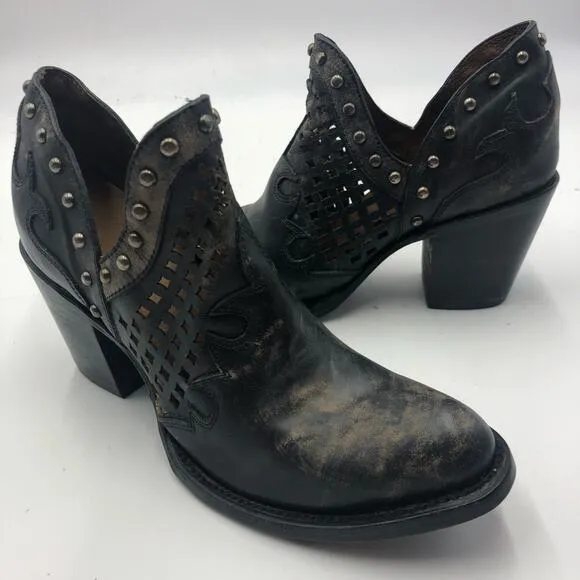 Circle G by Corral Women's Distressed Shortie Pointed Toe Boots Black Size 7.5 M
