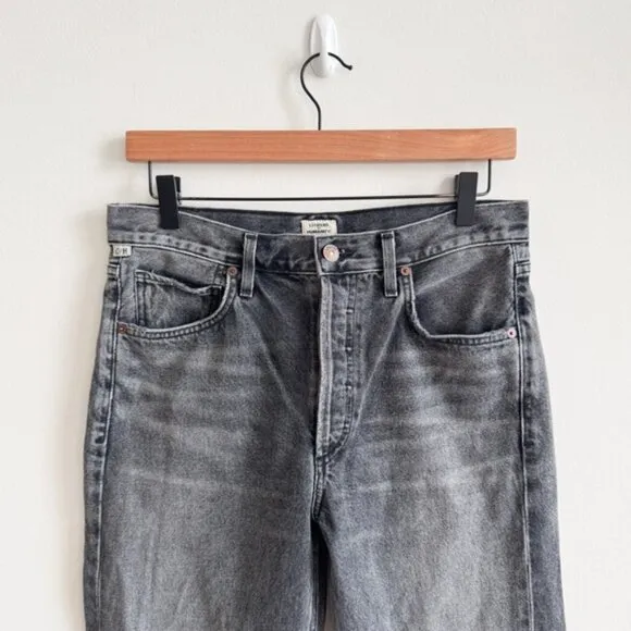 CITIZENS OF HUMANITY • Campbell High-Rise Relaxed Straight Jeans in Changes • 27