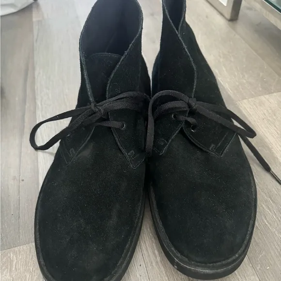 Clarks Black Chukka Boots Suede Ankle-High