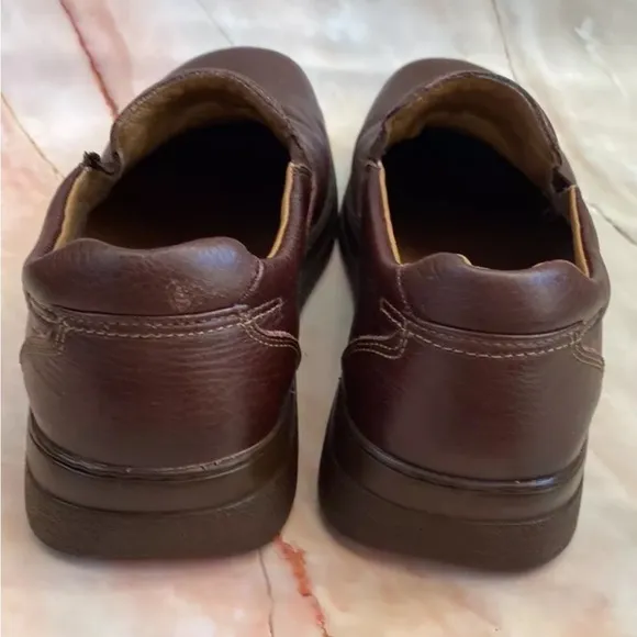 Clark's Blakeney Men's 37842 Brown Leather Slip-On Casual Loafers Shoes