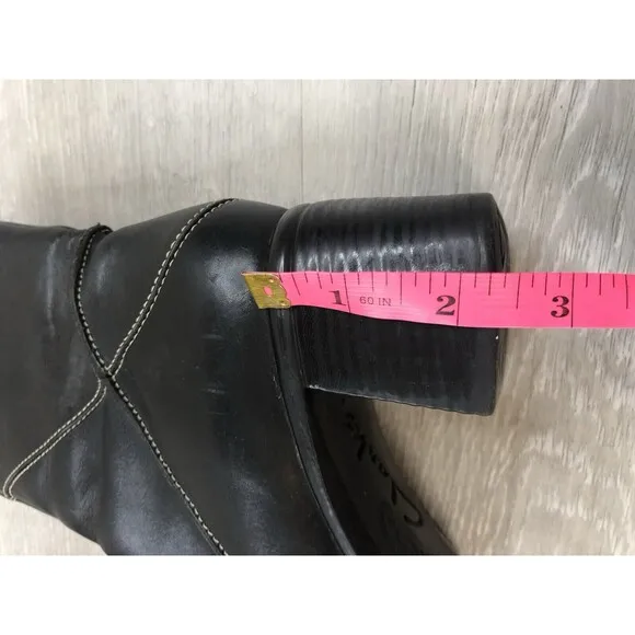 Clarks Boots Women’s Black Leather 90s Y2K Square Toe Ankle Size 6M