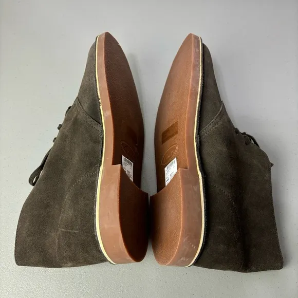 Clarks Chukka Boots Men 12 M Suede Leather Upper