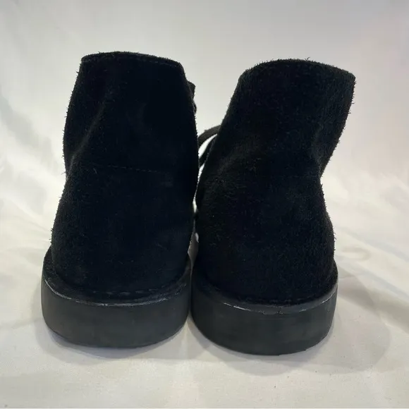 Clarks Collection Men’s Suede Desert Boots Chelsea Black Size 9.5 US Dress Shoes