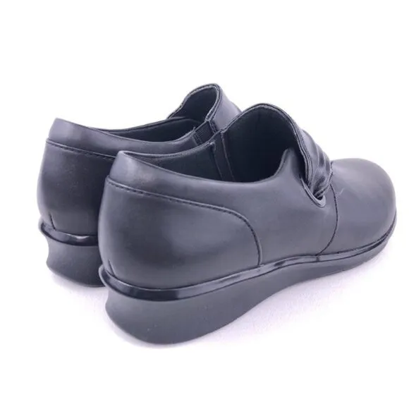 Clarks Hope Shine Black Leather Slip-on Loafers 7M