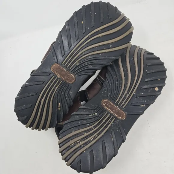 CLARKS Men's Brown Leather Fisherman Sandals 10.5