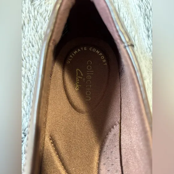 Clark's Women's Ashland Bubble Tassle Loafers Size 8