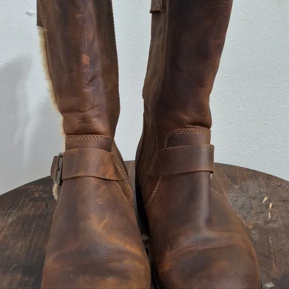 Clarks Womens Orinoco Art Boot Size 10  M Brown Waxed M