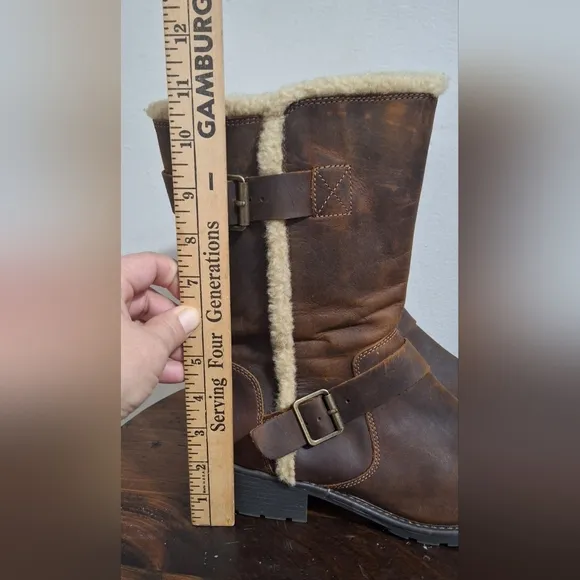 Clarks Womens Orinoco Art Boot Size 10  M Brown Waxed M