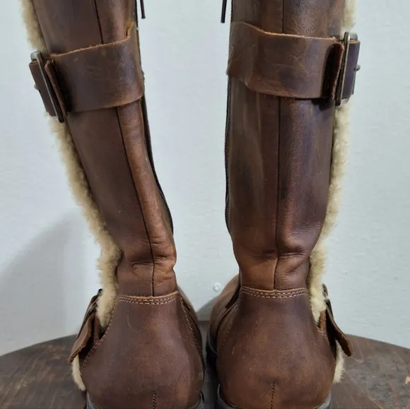 Clarks Womens Orinoco Art Boot Size 10  M Brown Waxed M