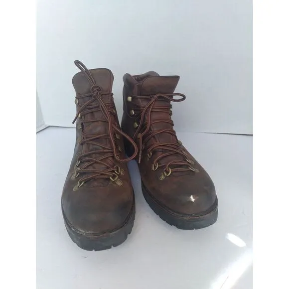 Classic Brown Leather Hiking Boots with Brass - Rugged Mountain‎ Trekking Boots